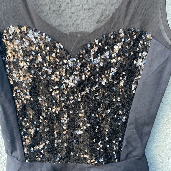 Bebe sequin & mesh sweetheart peplum tank - Picture 3 of 5